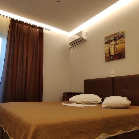 Hotel Anesi Atene Esterno foto