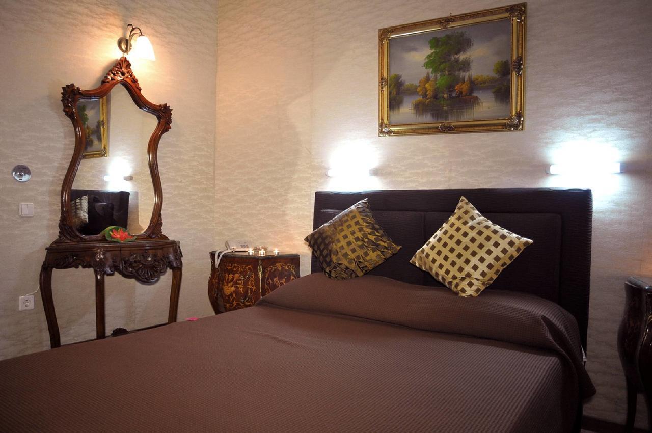 Hotel Anesi Atene Esterno foto