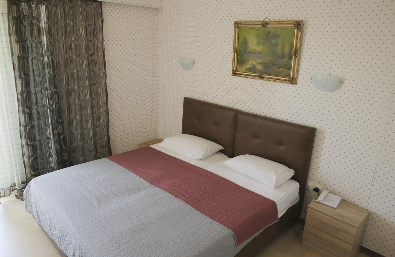 Hotel Anesi Atene Esterno foto